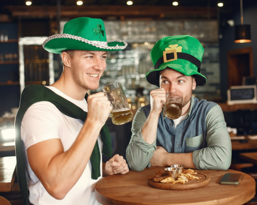 Mardi Gras 2024: Best Food, Drinks & Local Experiences